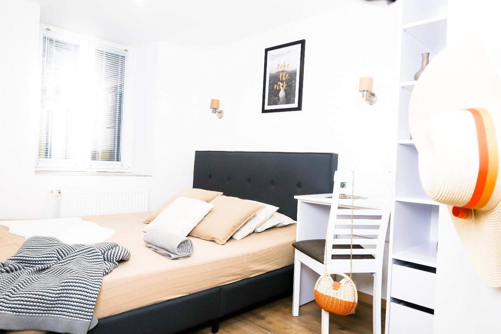 Budapest City Center, Nicely Renovated Apartment With 3 Bedrooms Ngoại thất bức ảnh